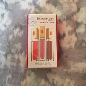 Elizabeth Arden Luminous Shine lipgloss trio